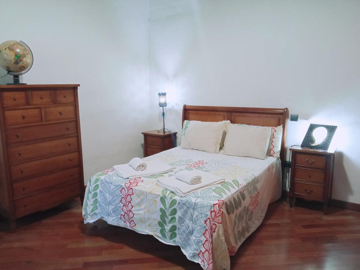 Apartamento La Almena 1 Junto A Plaza Mayor,2 Habitaciones, Parking Gratuito Caces Kültér fotó